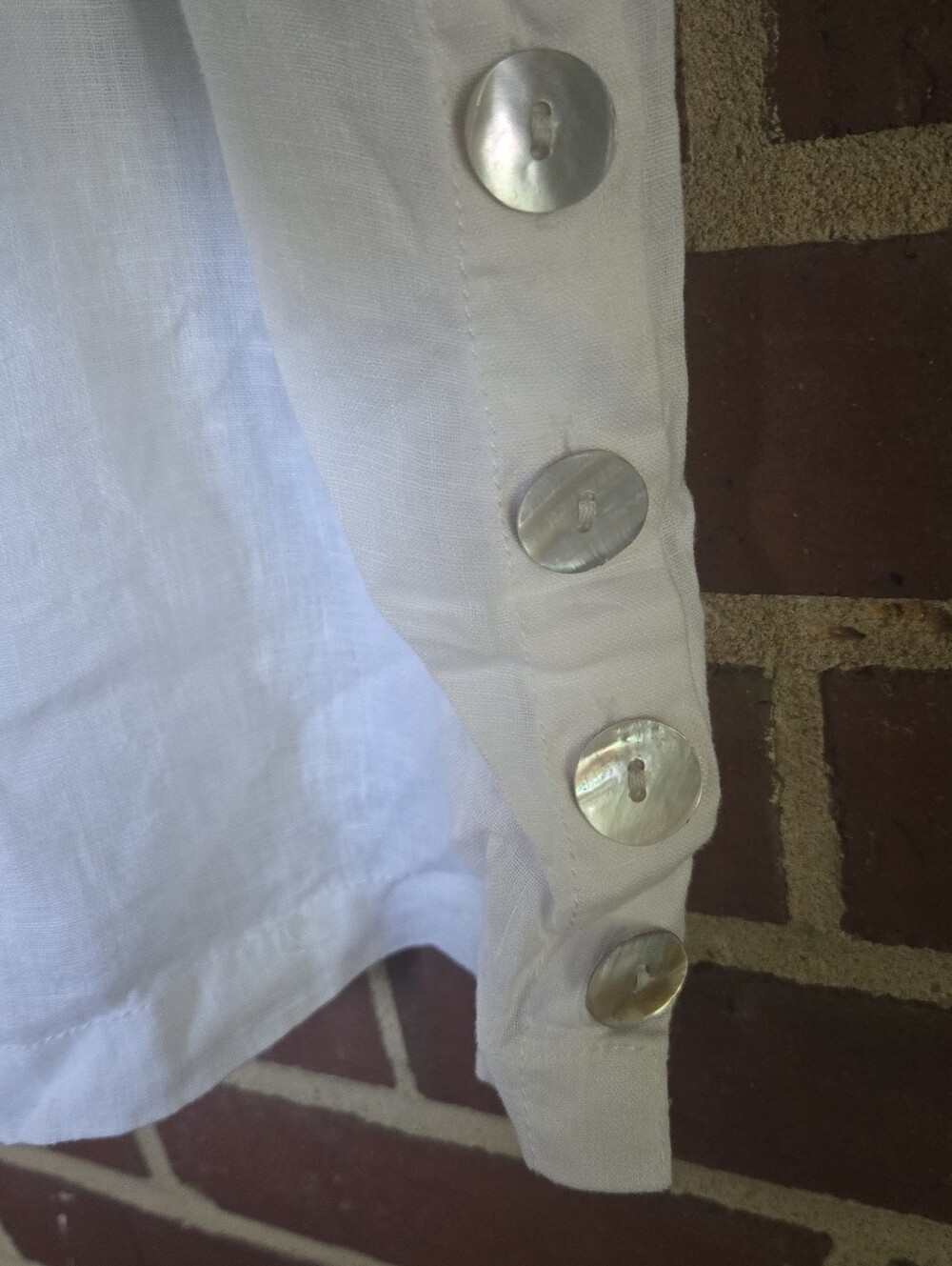 Tahari 100% Linen White Side-Button 1X Tunic Blouse - Picture 4 of 6